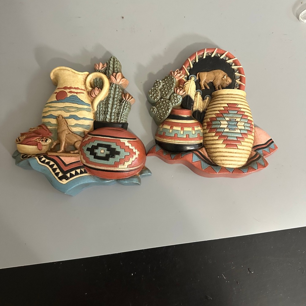 Vintage 1997 GIA Inc Southwest Wall Plaques Set Coyote Buffalo Cactus Decor 2pc